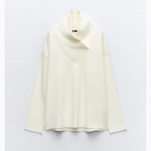 Zara Elegant Cream Turtleneck Sweater SZ S